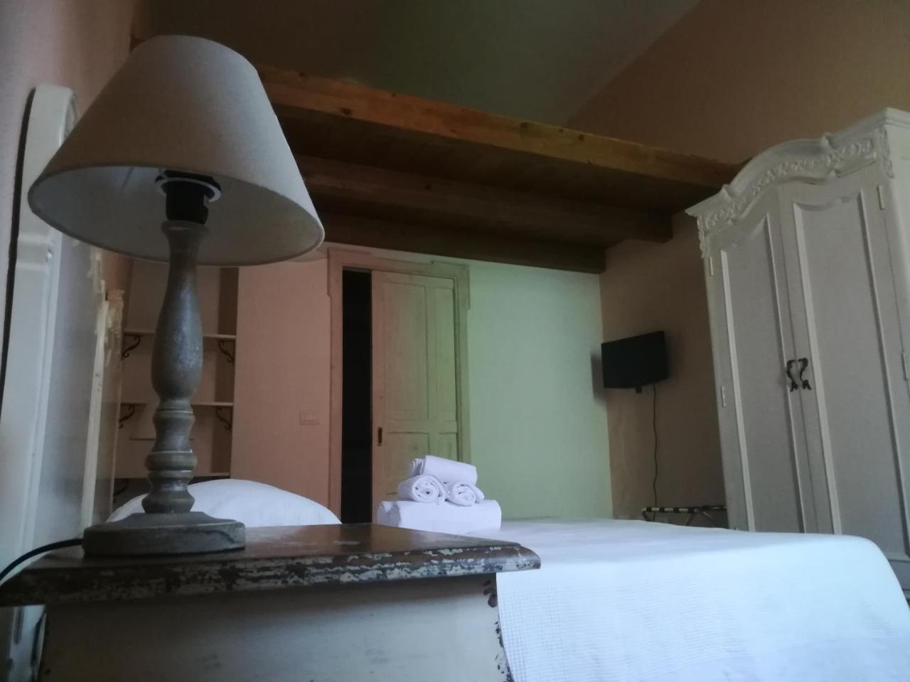 Il Corso 41 Openhouse Hotel Боза Екстериор снимка